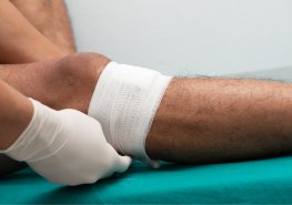 Jak vyzrát na bércové vředy? „Pomáhá správná životospráva,“ říká primář Geriatrického centra