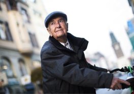 S úctou vzpomínáme na emeritního primáře očního oddělení Jana Iserleho