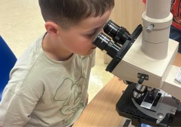 Čisté ruce chrání pacienty i zdravotníky. Nemocnice Pardubického kraje si připomněla význam správné hygieny rukou