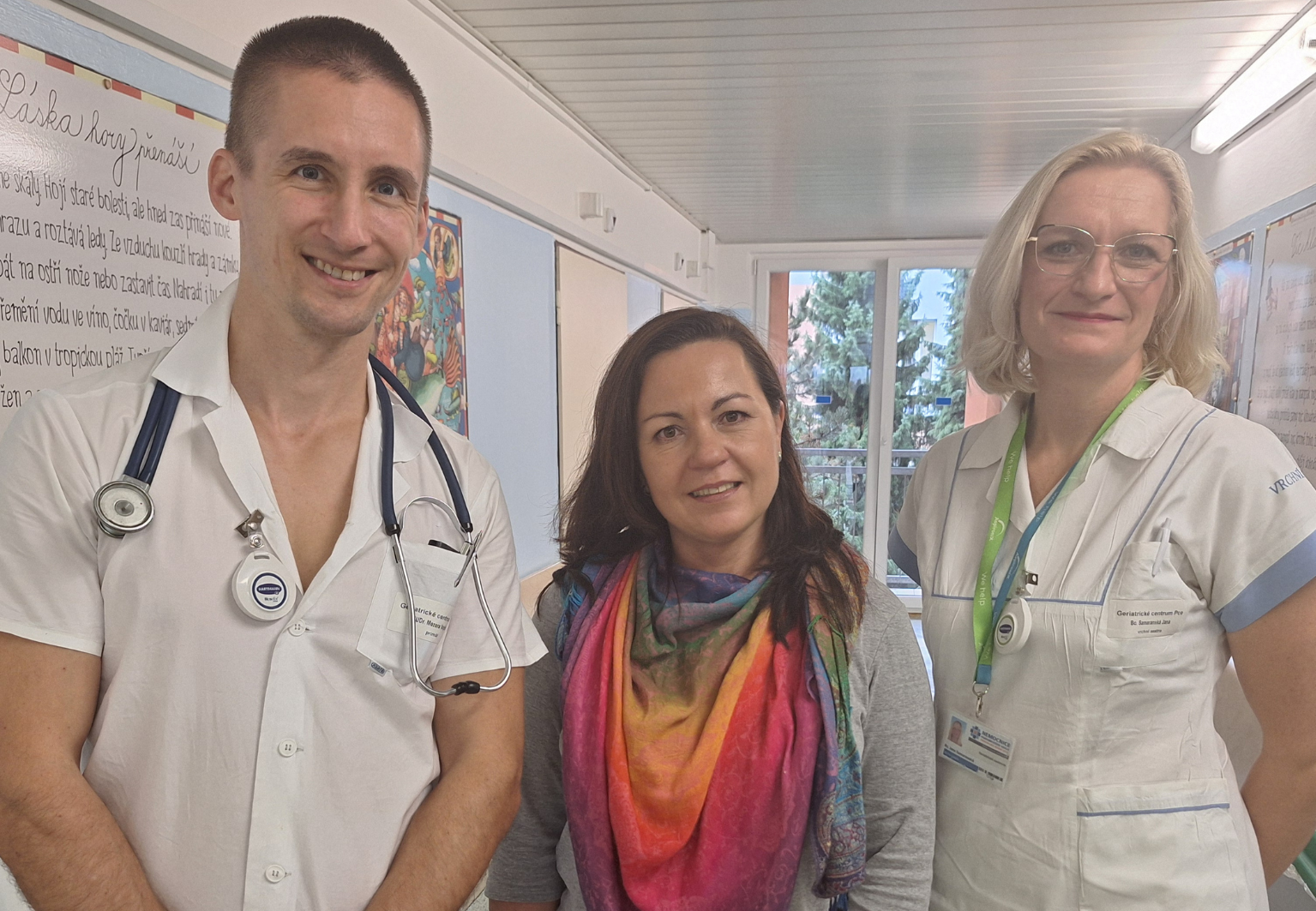 Empatie, odbornost a úsměv: Inspirativní stáž v Geriatrickém centru Pardubické nemocnice