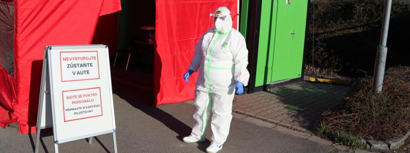 Na odběrovém místě dostala sestra i nabídku k sňatku